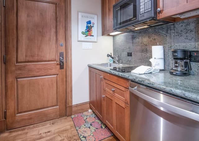 Condo, 1 Bedroom