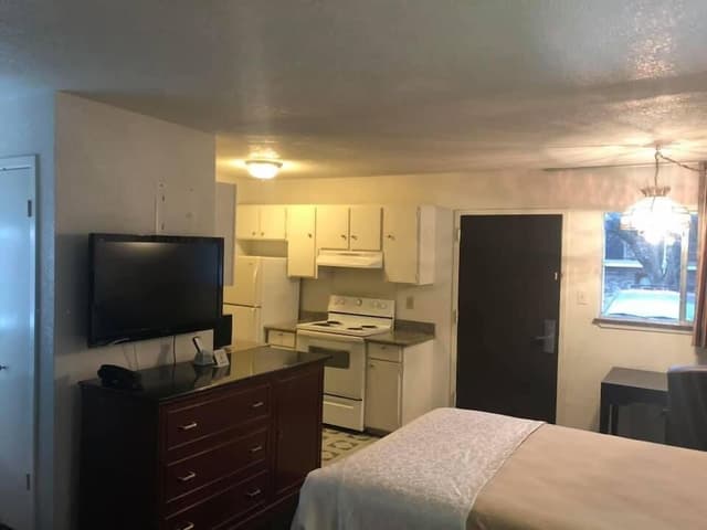 Double Queen Room