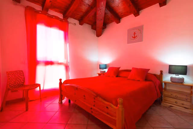 House, 2 Bedrooms, Terrace