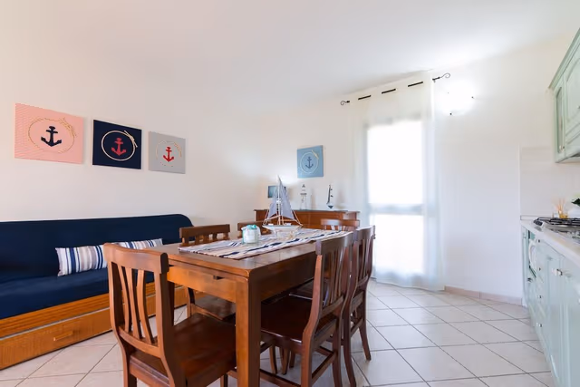 House, 2 Bedrooms, Terrace
