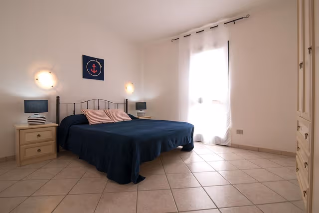 House, 2 Bedrooms, Terrace
