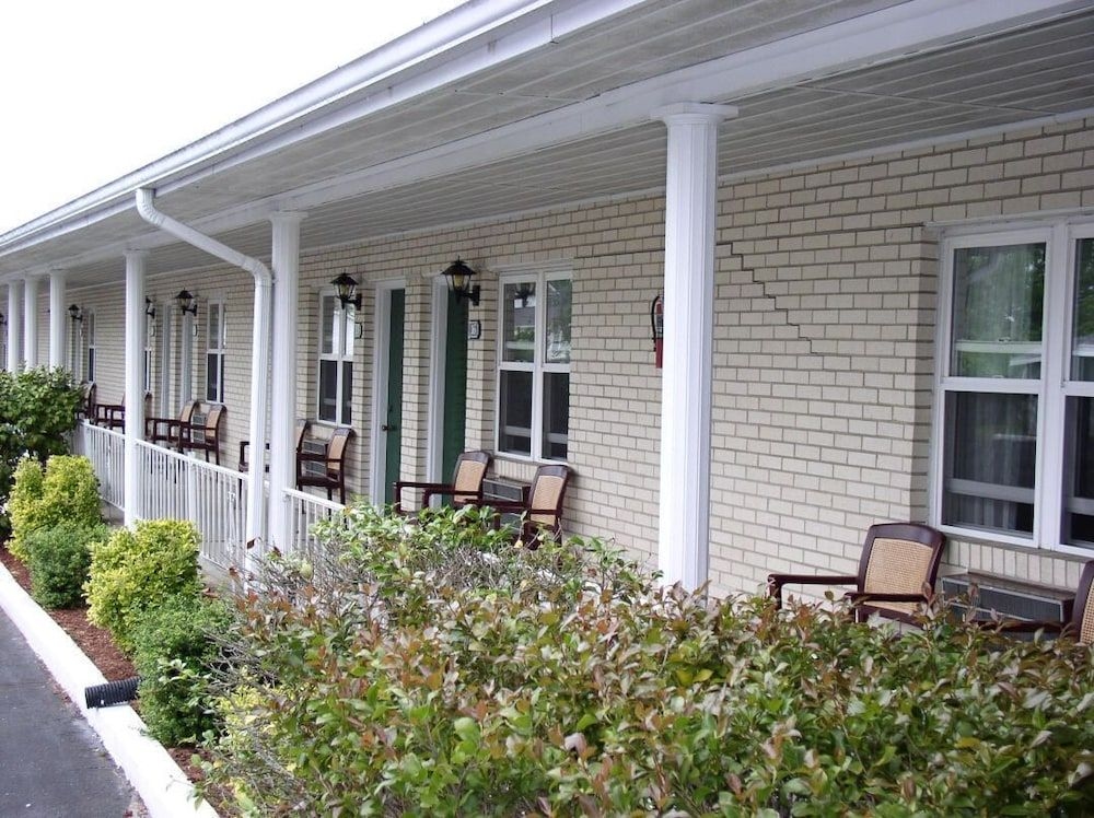BIRCHWOOD MOTEL CHINCOTEAGUE3