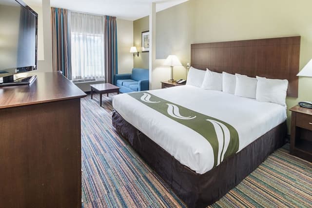 Suite, 1 King Bed, Non Smoking