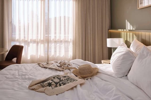 Standard King Room - Accessible Room
