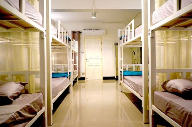 Share Dormitory - AirCon