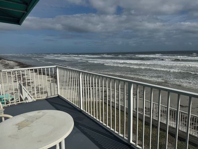 Family Condo, Beach View