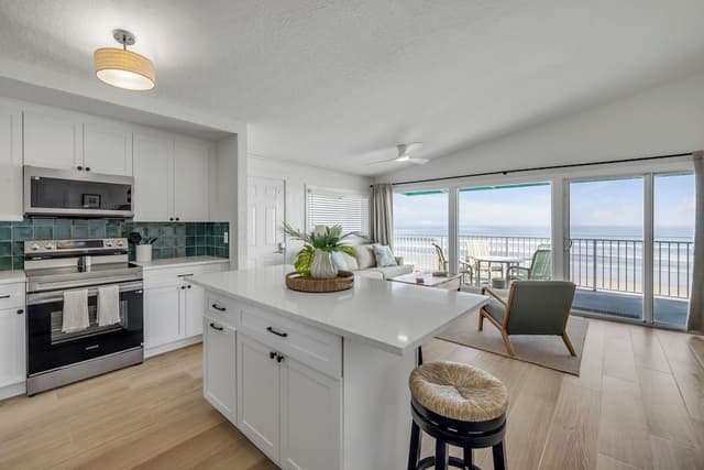 Family Condo, Beach View