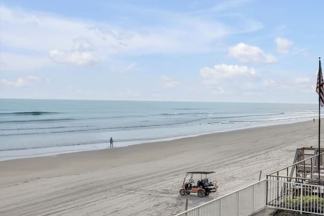 Family Condo, Beach View