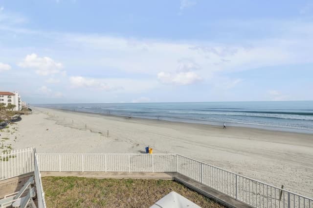 Family Condo, Beach View
