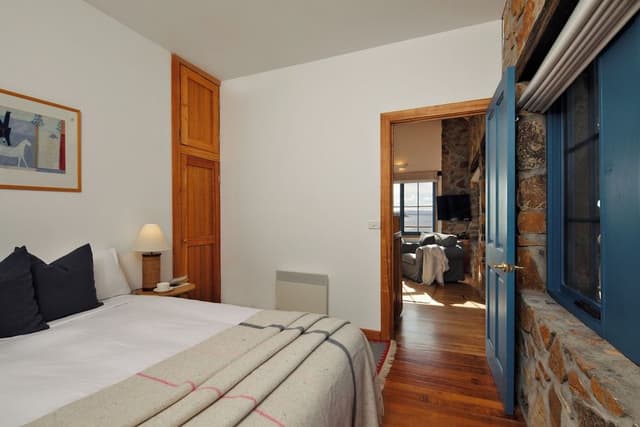 3 Bedroom Cottage