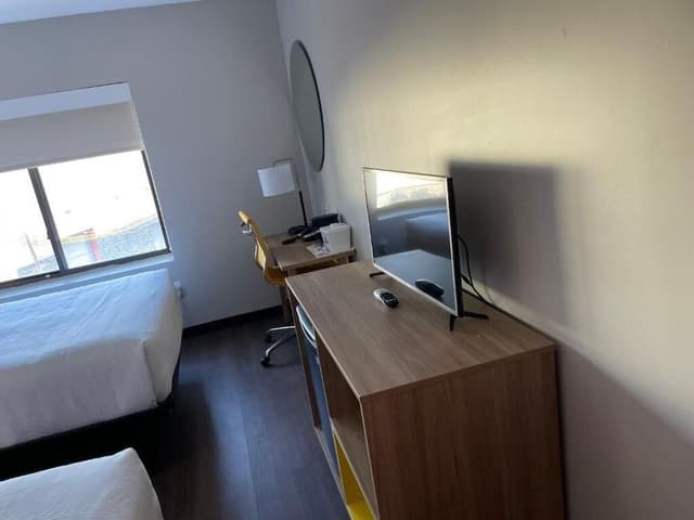 Room, 2 Queen Beds, Non Smoking