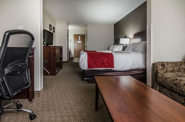 Suite, 2 Queen Beds, Non Smoking