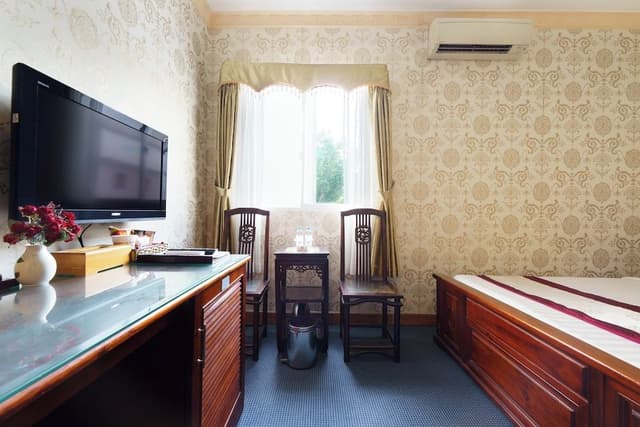 Superior Room with Window