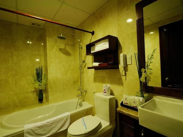 Deluxe Double or Twin Room