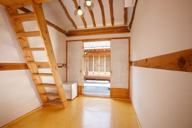 Family Duplex, Non Smoking, Private Bathroom