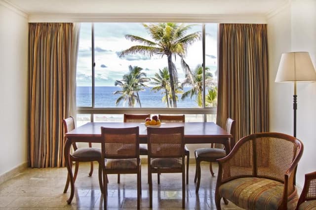1 King Bed, 1 Bedroom Suite, Ocean View