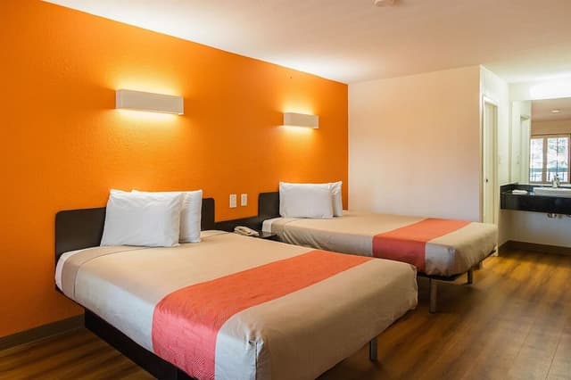 Standard Room, 2 Queen Beds, Non Smoking