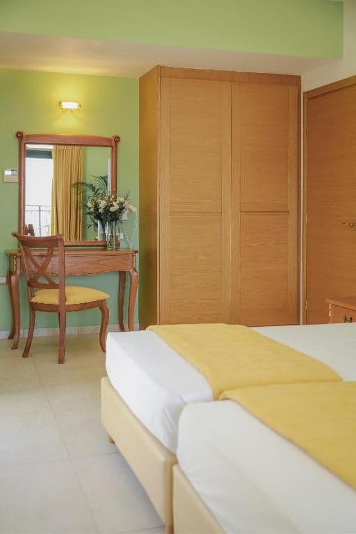 Villa con 2 Camere da Letto, Piscina Privata e Vista Mare