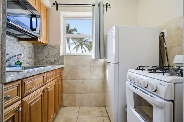 Standard Room, 2 Queen Beds, Kitchen, Ocean View