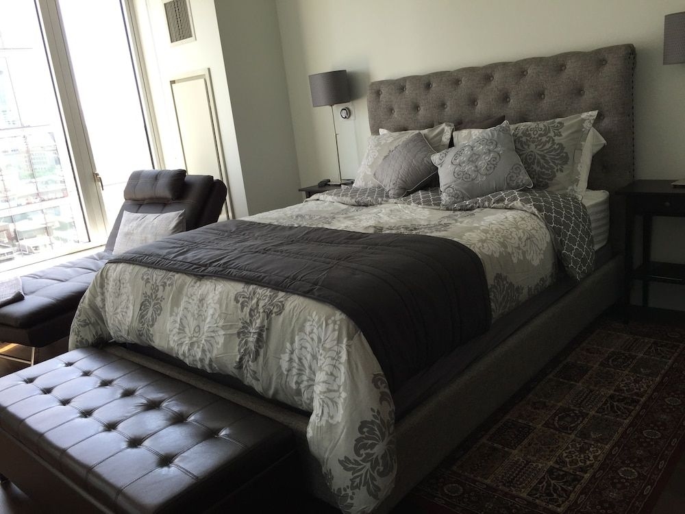 Apartments in Watermark Seaport by LYX2
