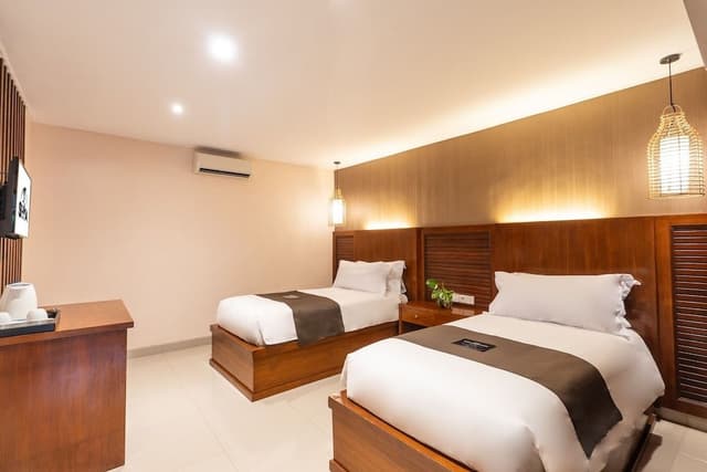 Superior Twin Room