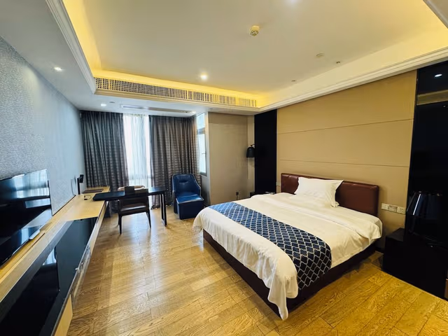 Business Double Room, City View