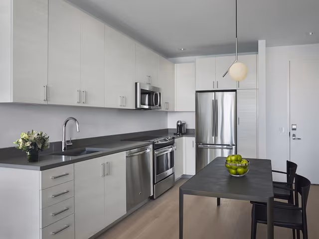 Penthouse, 1 Bedroom (with Den)