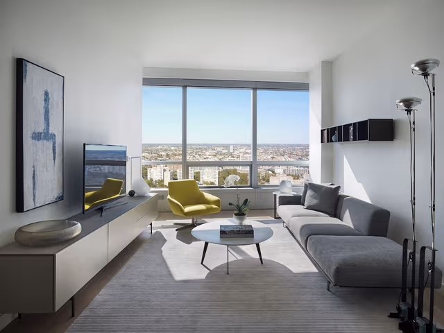 Penthouse, 1 Bedroom (with Den)