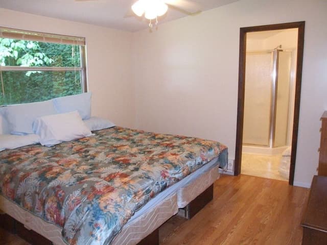 Silvermine Hideaway, Located 5 miles from Nantahala Cabins office