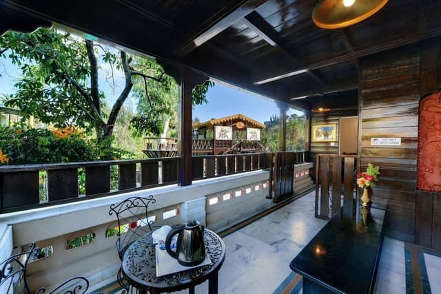 Garden View Room