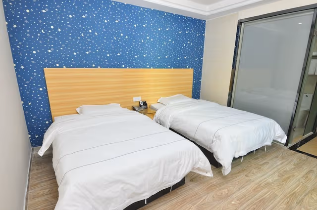 Twin Room