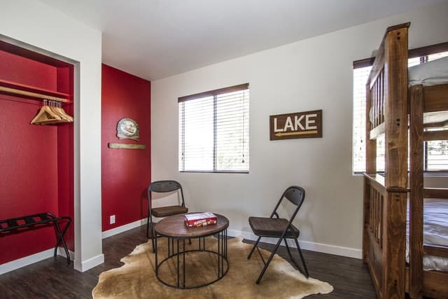 Cabin, 3 Bedrooms, 2 Bathrooms (#11)