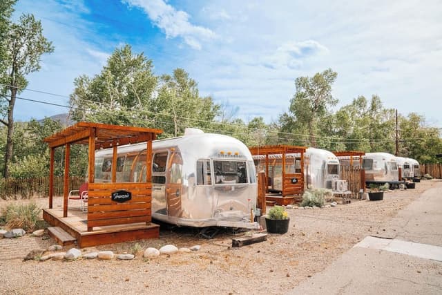 Francis Airstream