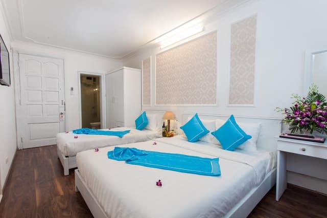 Triple Room with Balcony