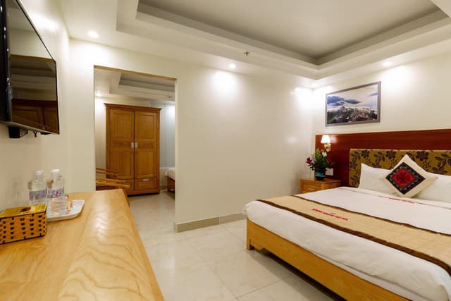 Connecting Family Rooms