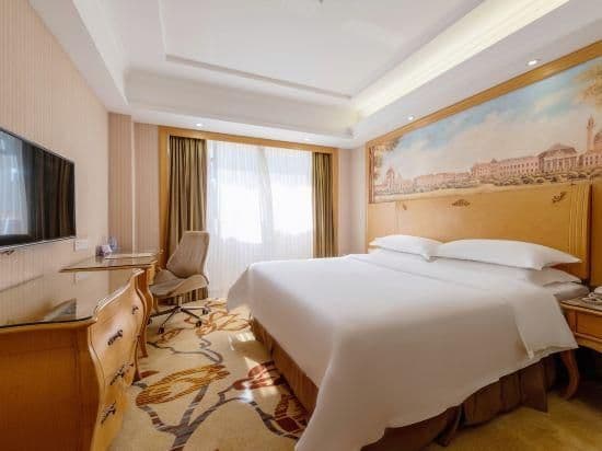 Vienna - Deluxe Room