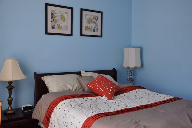 Standard Room, 1 Queen Bed (2 Blue)