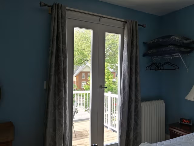 Standard Room, 1 Queen Bed (2 Blue)