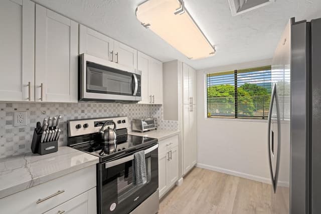 Condo, 2 Bedrooms