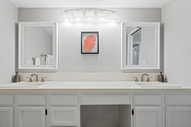 Condo, 2 Bedrooms