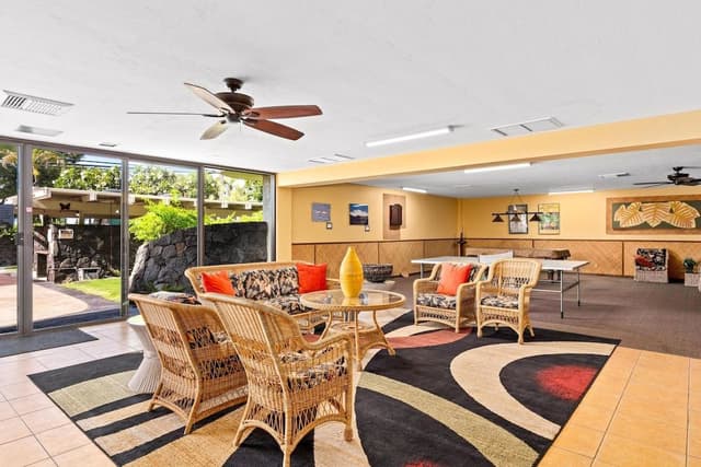 Condo, 2 Bedrooms