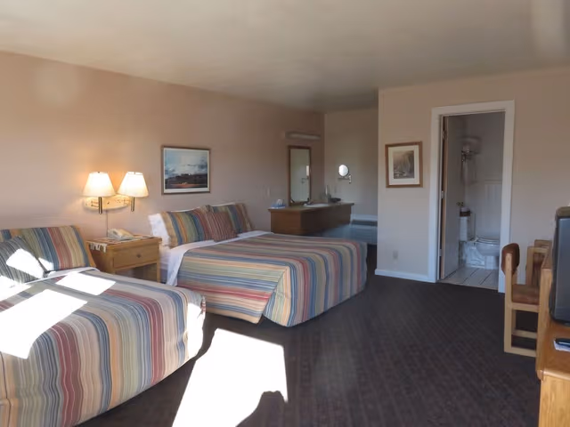 Classic Double Room, Balcony, River View (Upstairs, No Pets)