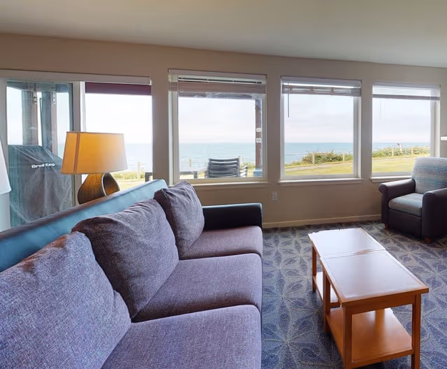 Deluxe Condo, 2 Bedrooms
