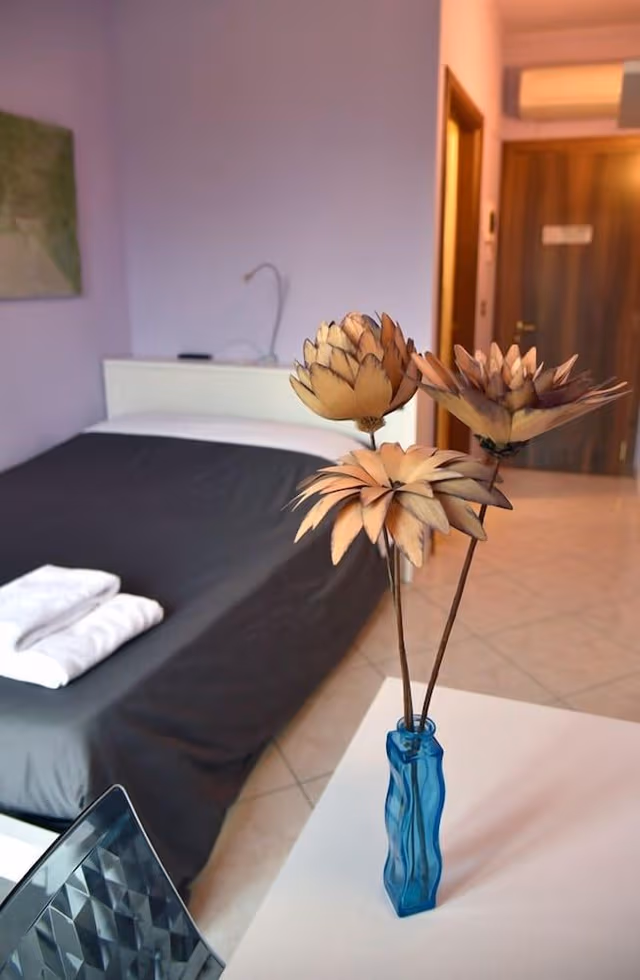 Economy Double Room, 1 Double Bed, Refrigerator, Garden View