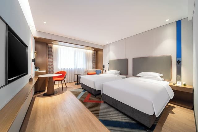 Standard Room, 1 King Bed (Extra Floor Space)