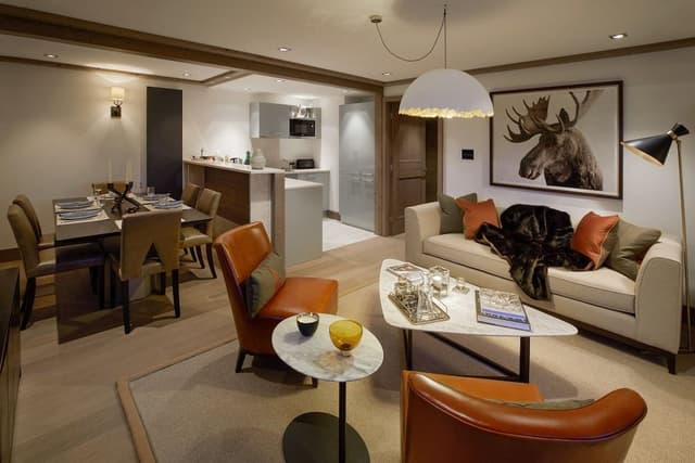 Three-Bedroom Prestige Family Apartment