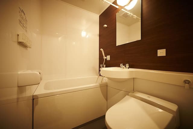 Economy Double Room, Smoking