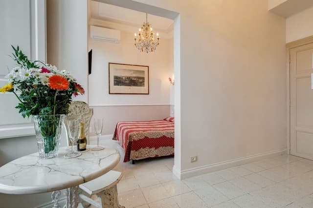 Deluxe Double Room (Amelie)