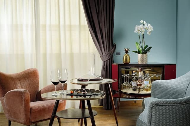 Deluxe Suite, Terrace