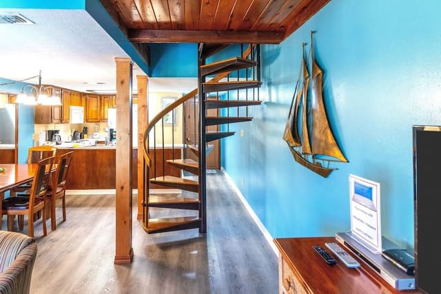 Townhome, 2 Bedrooms